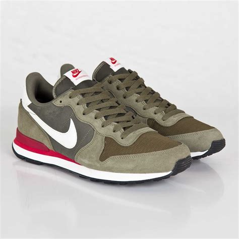 nike internationalist sneakers men.